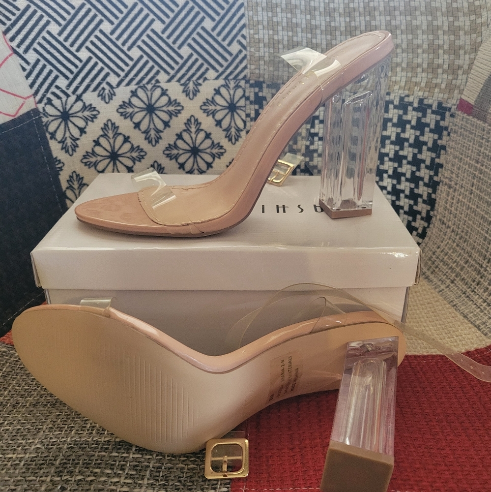 Fashion Nova Tan Platform Sandals with Chunky Heel